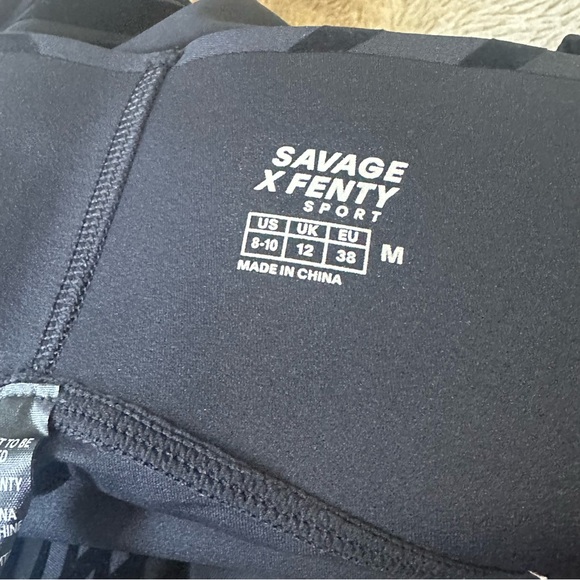 Savage X Fenty Black Leggings - Picture 9 of 16